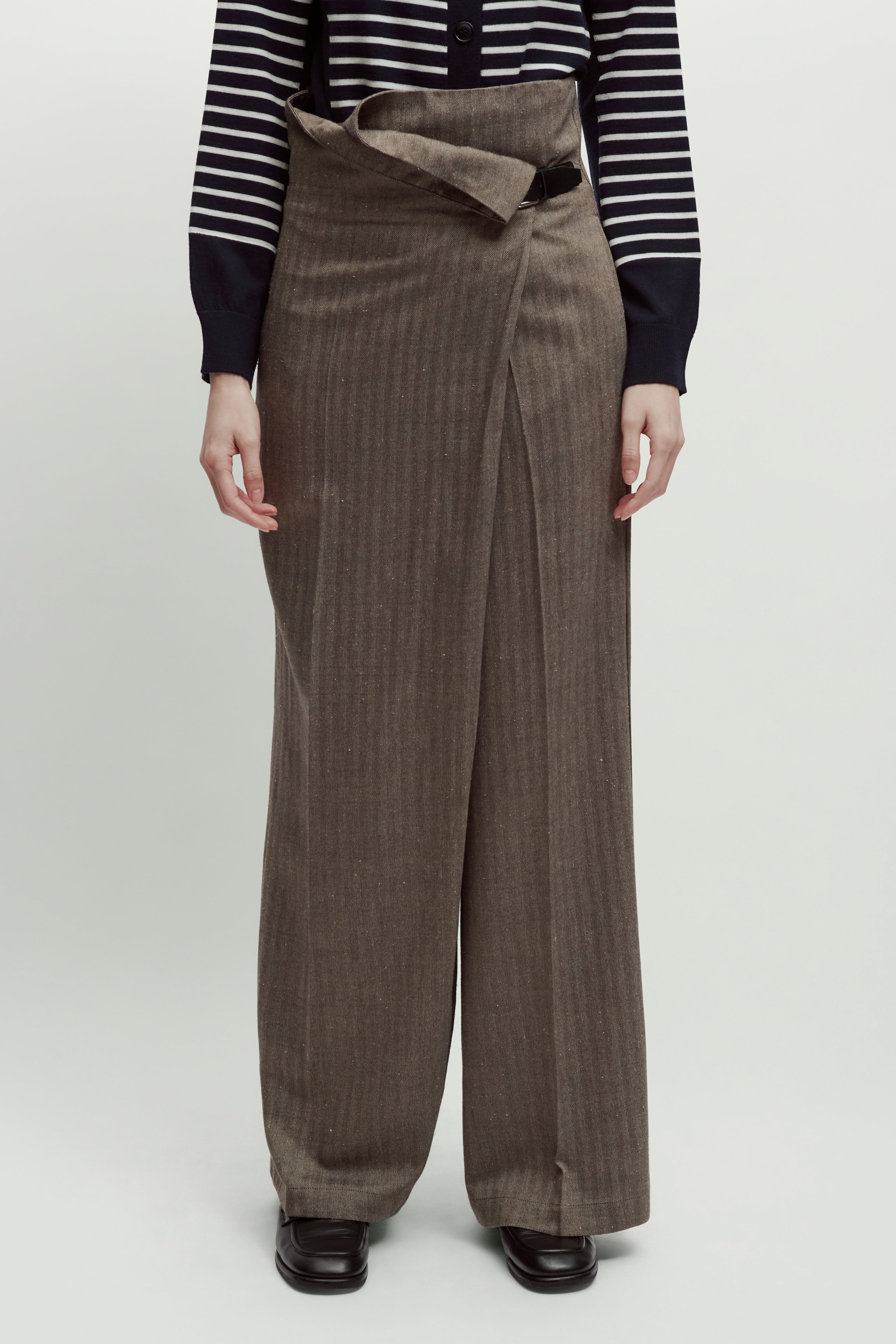 PANTALONE-MONTY