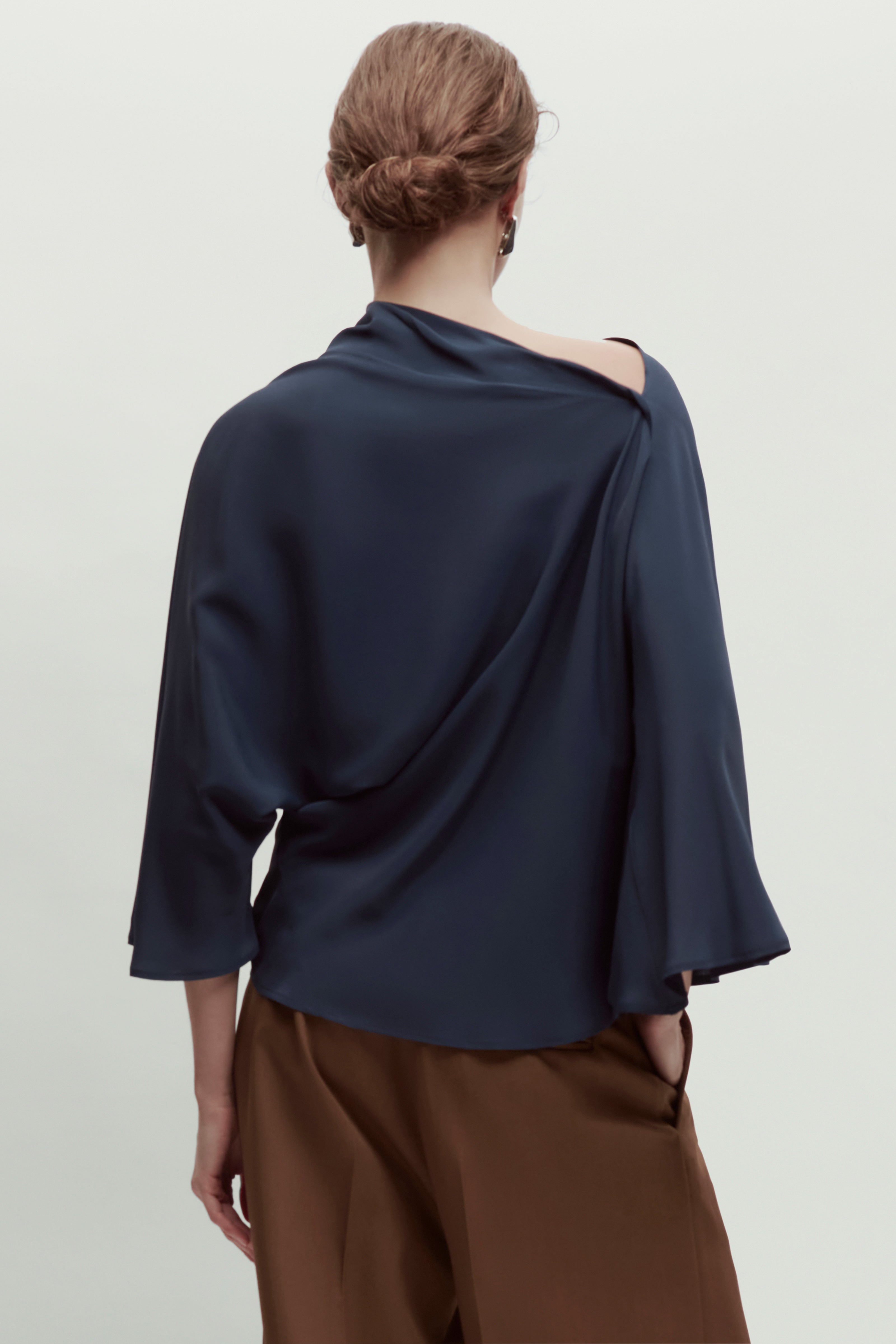BLUSA-ALBA